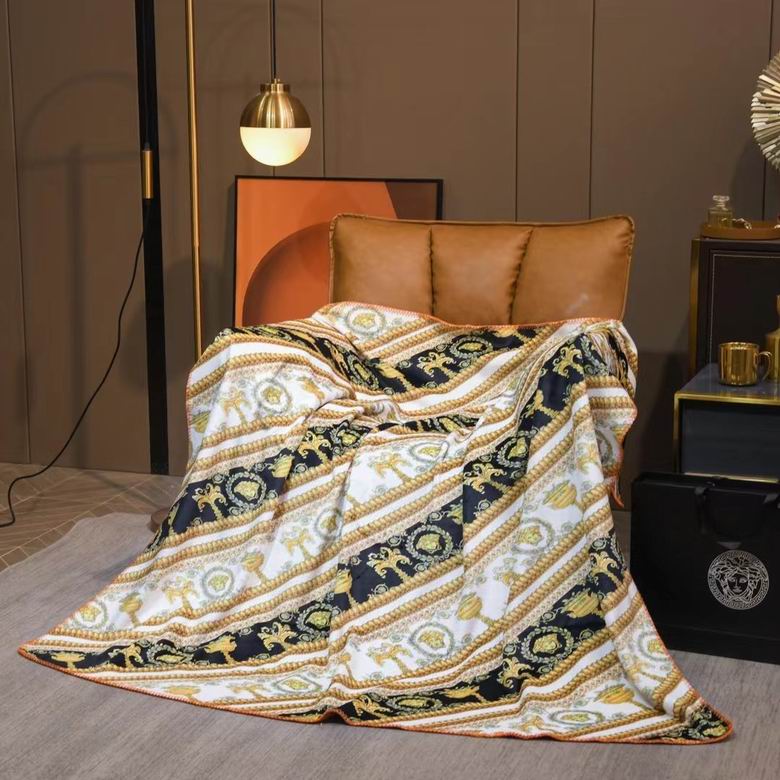 Versace 1.5x1.5m 1.5x2.0m 2.0x2.3m 06